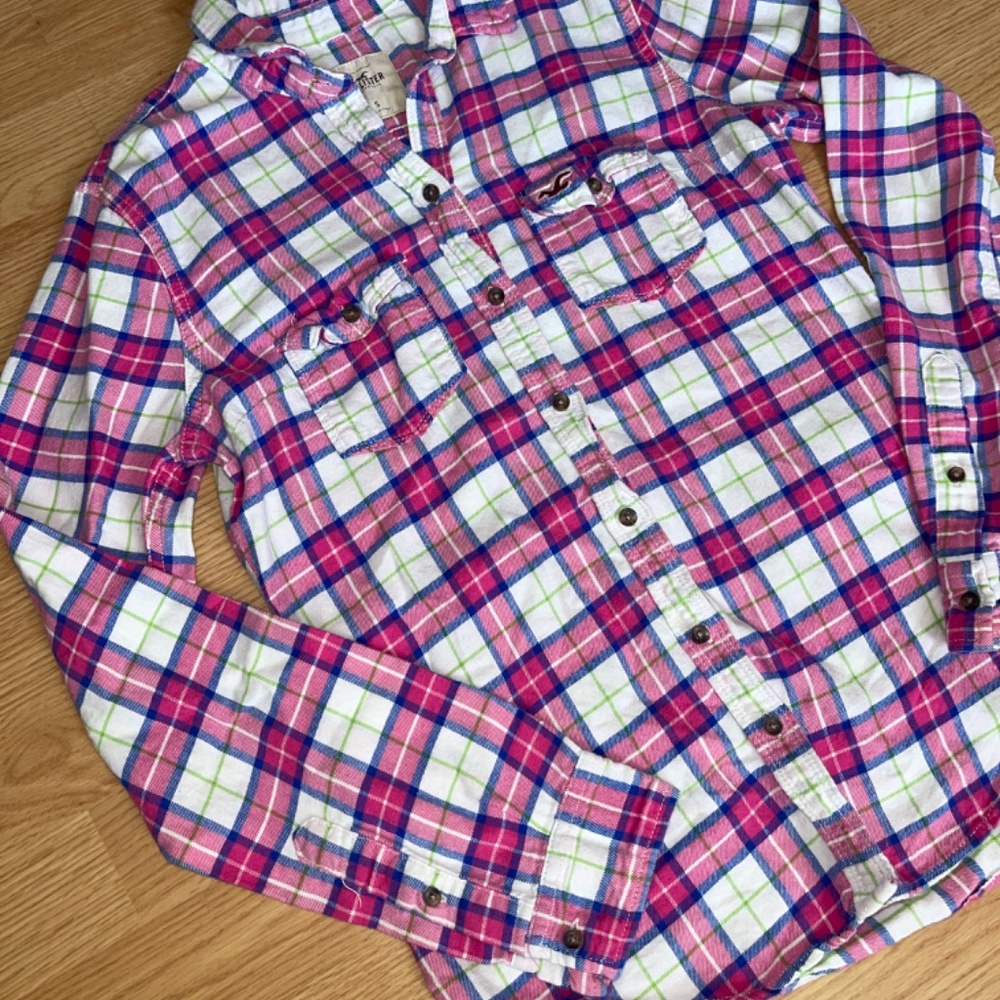 Hollister Plaid Flannel Pink Blue White and Green Long Sleeve Button Down / Up - Picture 2 of 5